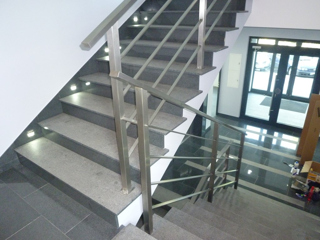 Jesteś zaskoczony propozycją budowy schodów szklanych?